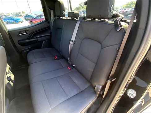 Certified 2024 Chevrolet Colorado LT w/ LT Convenience Package image 19