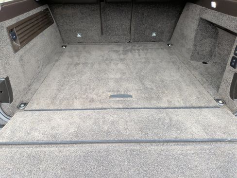 Used 2020 Land Rover Range Rover HSE image 41