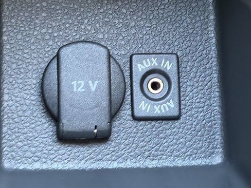 Used 2015 Volkswagen Passat 1.8T Limited Edition FWD image 16