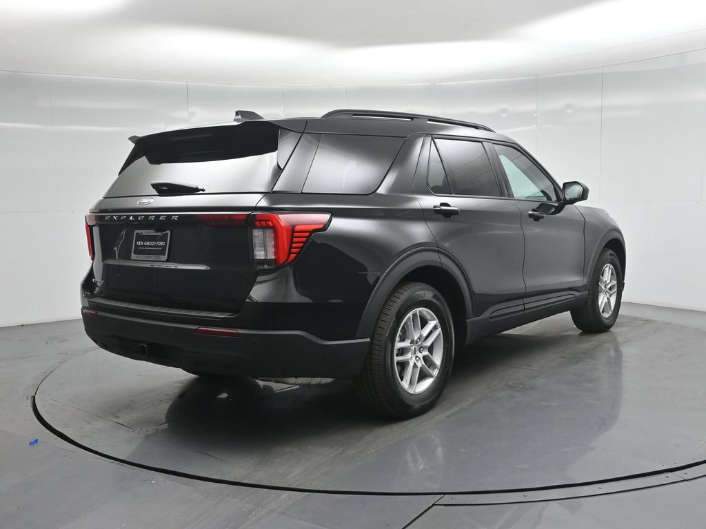 New 2026 Ford Explorer Active RWD image 26