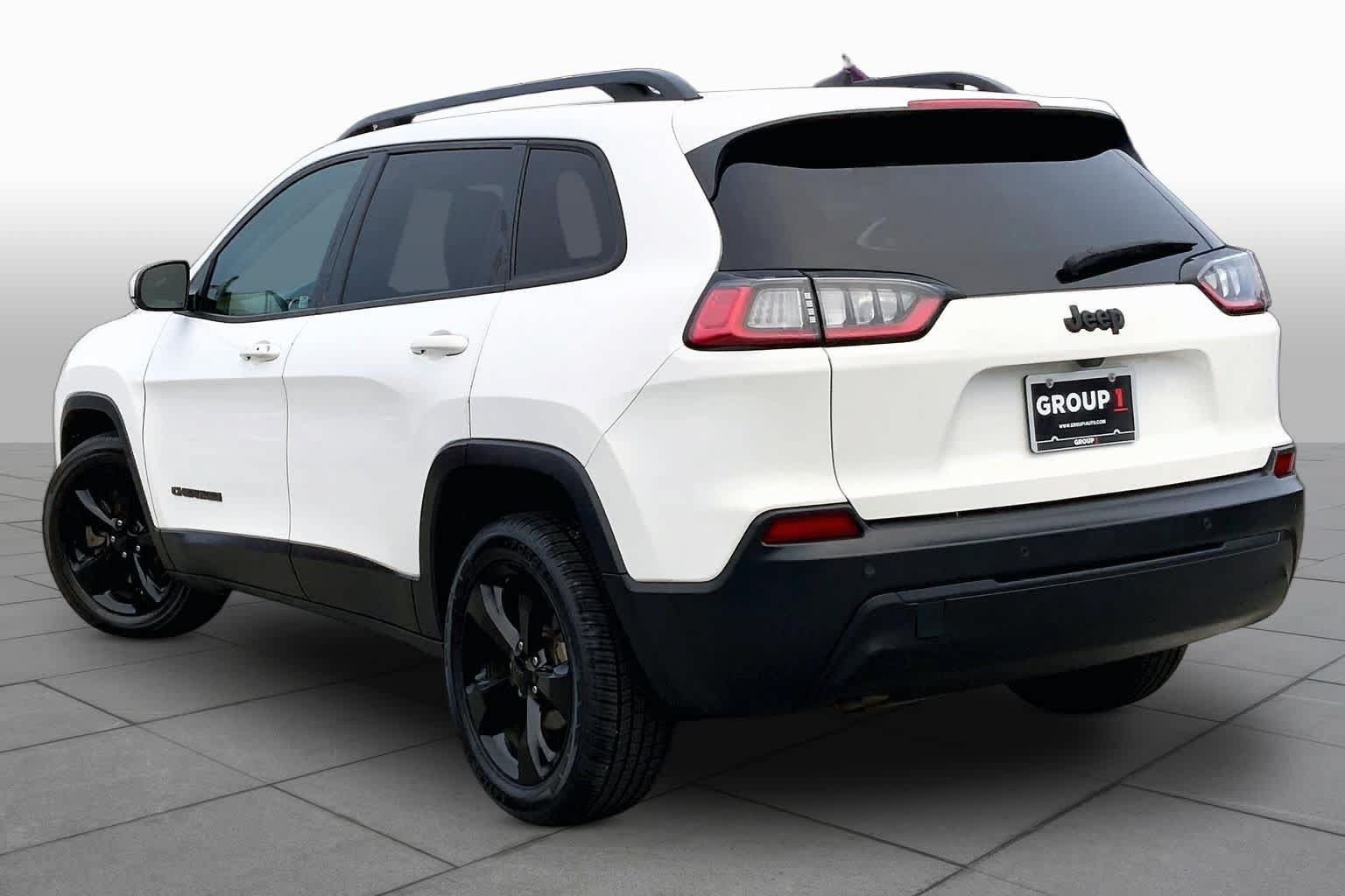 Used 2020 Jeep Cherokee Latitude Plus FWD image 10