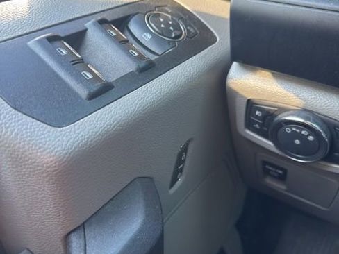 Used 2018 Ford F150 XL w/ Equipment Group 101A Mid AWD/4WD image 19