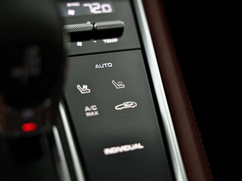 Certified 2023 Porsche Panamera 4S image 42