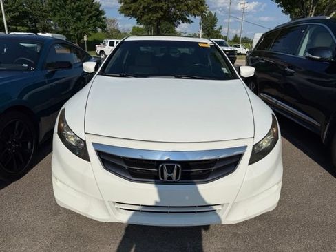 Used 2011 Honda Accord EX-L image 2