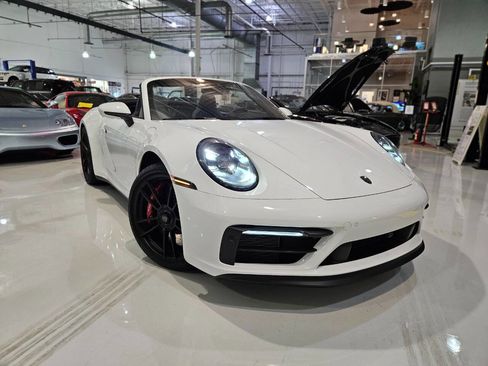 Used 2022 Porsche 911 Carrera GTS 2dr Cabriolet image 21