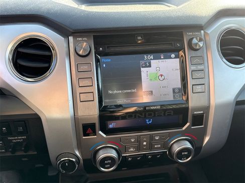 Used 2016 Toyota Tundra Platinum image 17