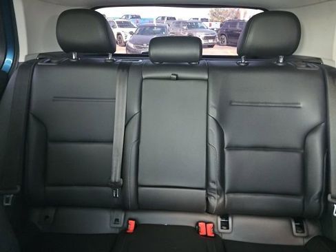 Used 2021 Volkswagen Golf 4-Door image 12