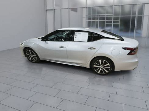 Used 2023 Nissan Maxima SV FWD image 6