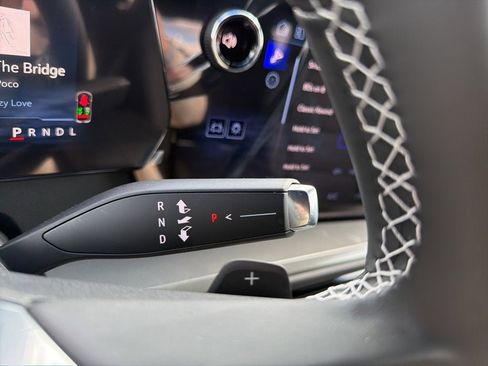 New 2026 Chevrolet Traverse LT w/ Sun and Wheel Package image 38