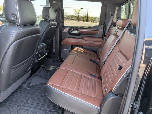 Used 2023 GMC Sierra 1500 Denali Ultimate image 30