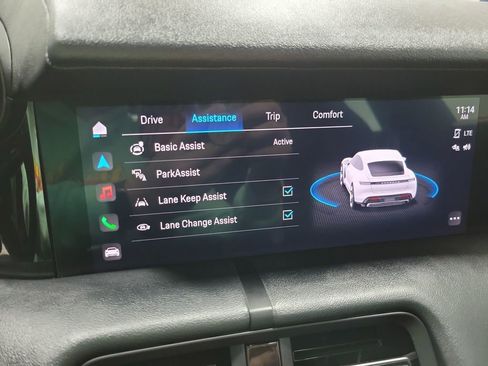 Used 2021 Porsche Taycan image 11