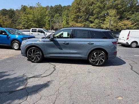 New 2025 Lincoln Corsair Grand Touring w/ Equipment Group 301A image 3