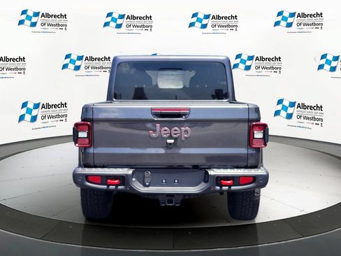 New 2026 Jeep Gladiator Rubicon w/ Safety Group AWD/4WD image 4