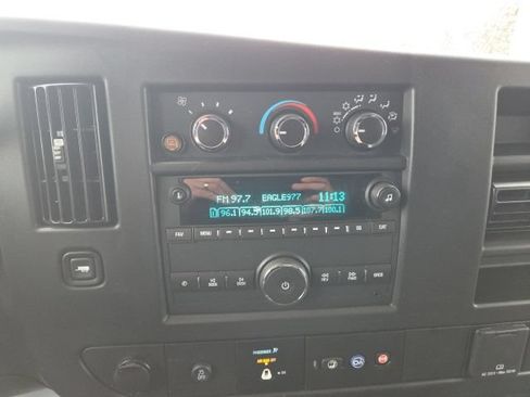 Used 2025 GMC Savana 2500 w/ Driver Convenience Package RWD image 21