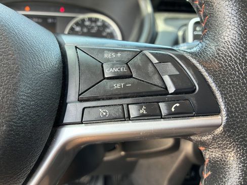 Used 2019 Nissan Kicks SR w/ SR Premium Package FWD image 20