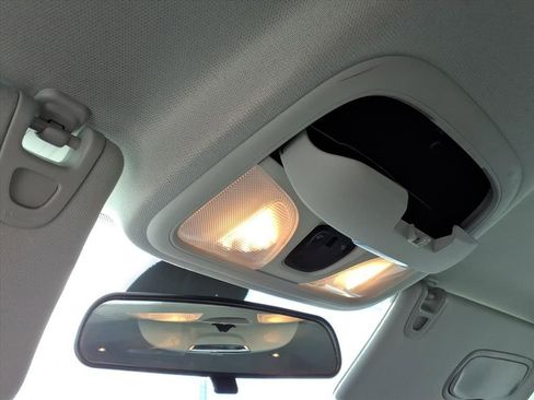 Used 2020 Jeep Cherokee Latitude Plus image 28