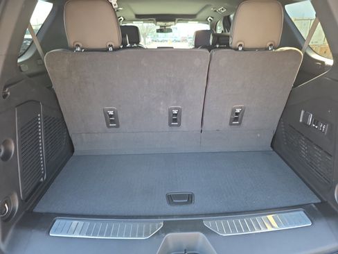 Used 2024 Chevrolet Tahoe Z71 w/ Luxury Package image 26