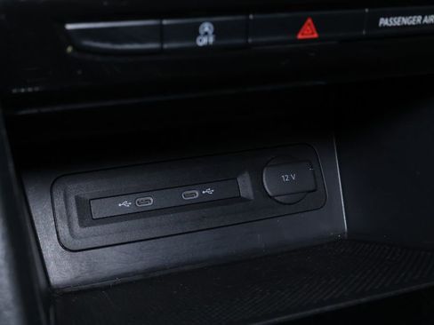 Used 2021 Volkswagen Atlas SEL R-Line image 35