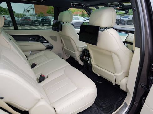 Used 2023 Land Rover Range Rover Long Wheelbase Autobiography AWD/4WD image 37