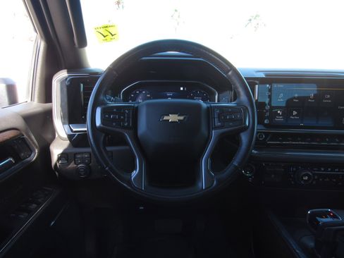 Used 2023 Chevrolet Silverado 1500 High Country w/ Z71 Off-Road Package image 25