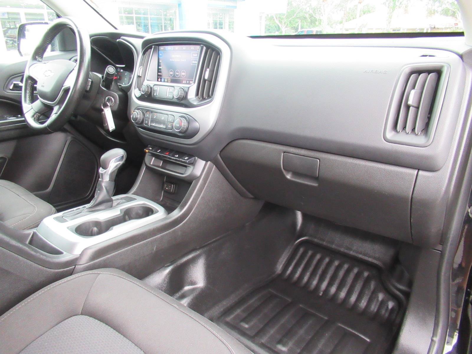 Used 2022 Chevrolet Colorado LT w/ Fleet Safety Package RWD image 13