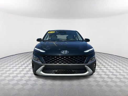 Used 2022 Hyundai Kona SE w/ Cargo Package FWD image 2
