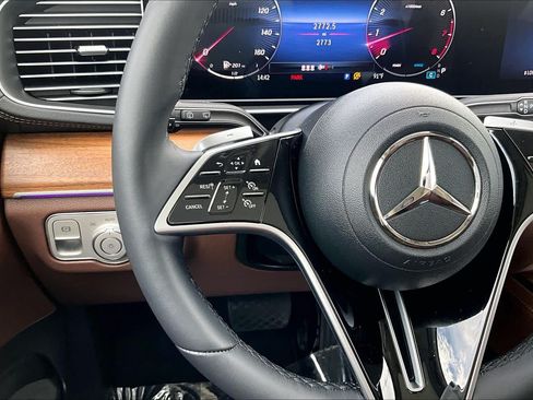 Used 2026 Mercedes-Benz GLE 350 4MATIC image 21
