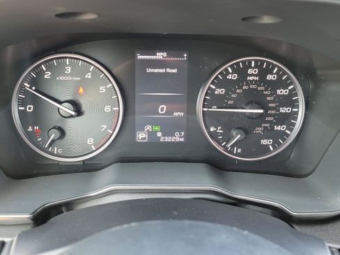 Certified 2025 Subaru Outback Limited AWD/4WD image 7