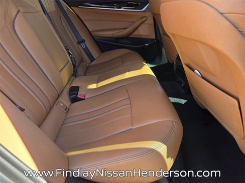 Used 2019 BMW 540i w/ Convenience Package image 16