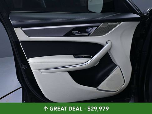 Used 2021 Jaguar F-PACE R-Dynamic S AWD/4WD image 19