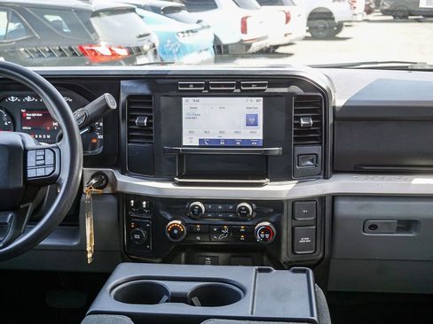 Used 2024 Ford F250 XLT AWD/4WD image 16