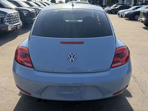 Used 2012 Volkswagen Beetle 2.5 FWD image 6