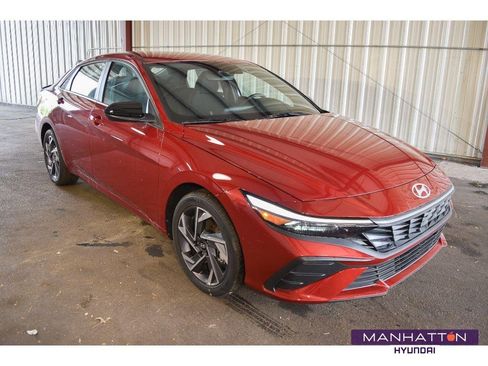 New 2025 Hyundai Elantra Sport FWD image 1