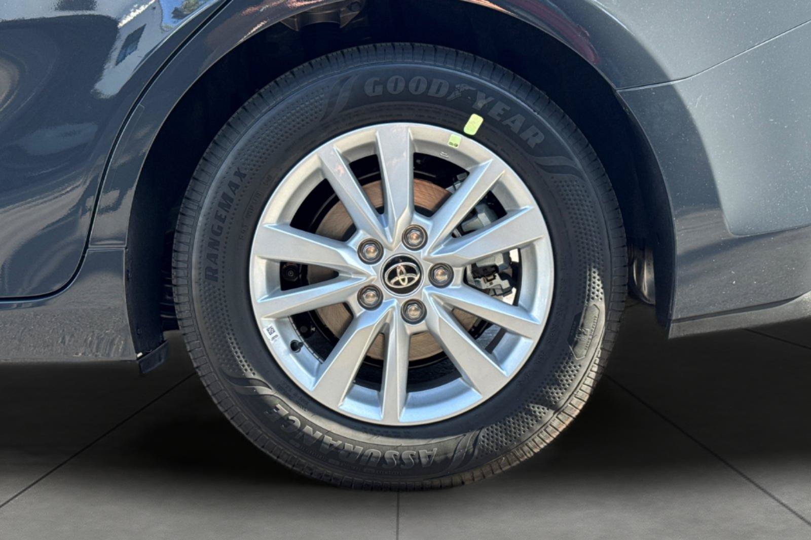 New 2026 Toyota Camry LE FWD image 33