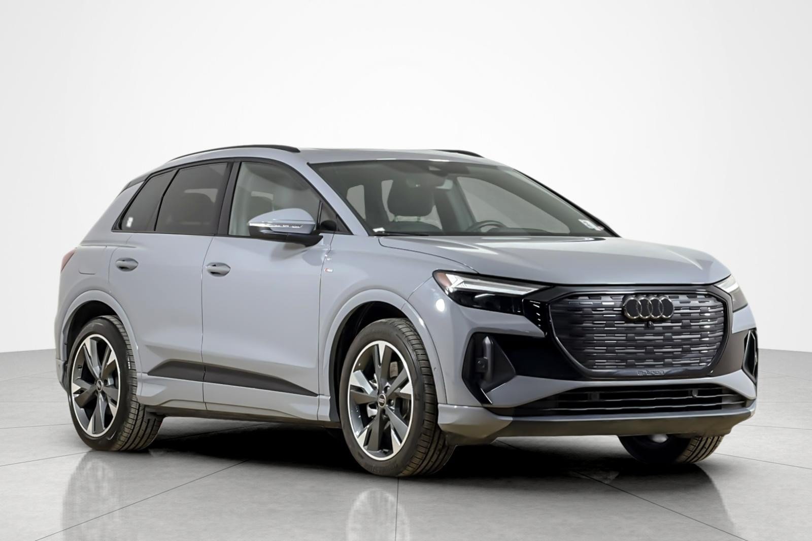 Certified 2024 Audi Q4 e-tron Premium Plus w/ Premium Plus AWD/4WD image 7