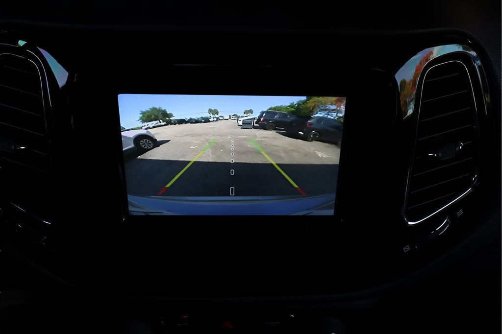 Used 2021 Jeep Compass Latitude FWD image 28
