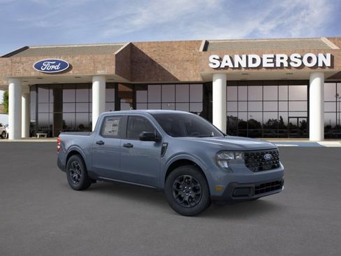 New 2026 Ford Maverick XLT w/ XLT Luxury Package FWD image 7