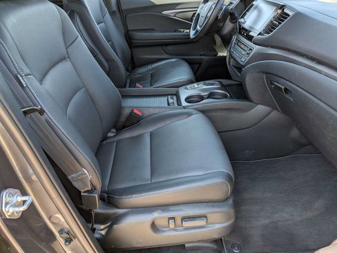Certified 2023 Honda Ridgeline RTL image 21