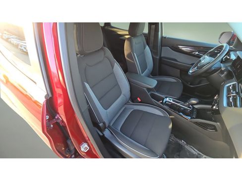 Certified 2024 Chevrolet TrailBlazer LT w/ LT Cold Weather Package image 32