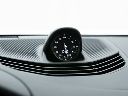 New 2026 Porsche Taycan GTS image 25