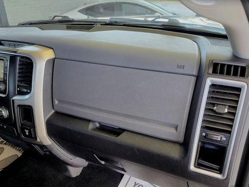 Used 2016 RAM 3500 SLT image 30