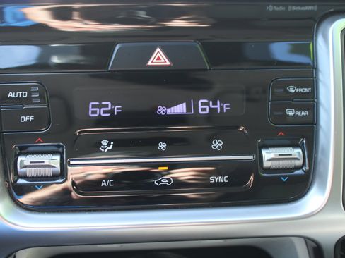 Certified 2023 Kia Sorento S w/ Panoramic Sunroof Package FWD image 42