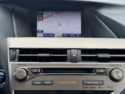 Used 2014 Lexus RX 450h AWD image 12