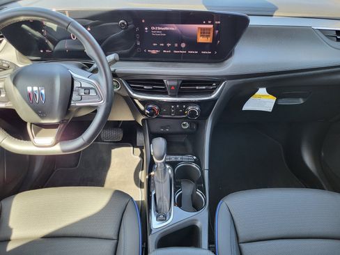 Used 2025 Buick Encore GX Sport Touring image 15