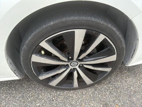 Used 2022 Nissan Altima 2.5 SR image 10