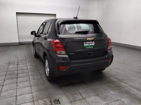 Used 2019 Chevrolet Trax LS w/ LPO, Protection Package FWD image 5
