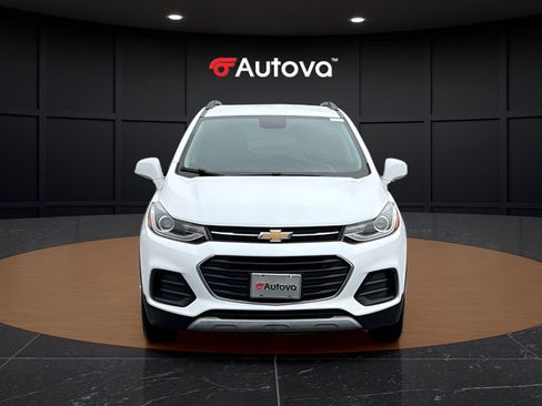 Used 2019 Chevrolet Trax LT w/ LT Convenience Package AWD/4WD image 8