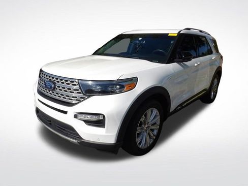 Used 2022 Ford Explorer Limited w/ Equipment Group 301A image 9