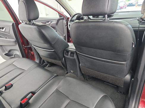 Used 2019 Nissan Rogue SL w/ Premium Package AWD/4WD image 11