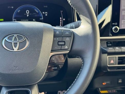 Certified 2025 Toyota Camry SE image 26